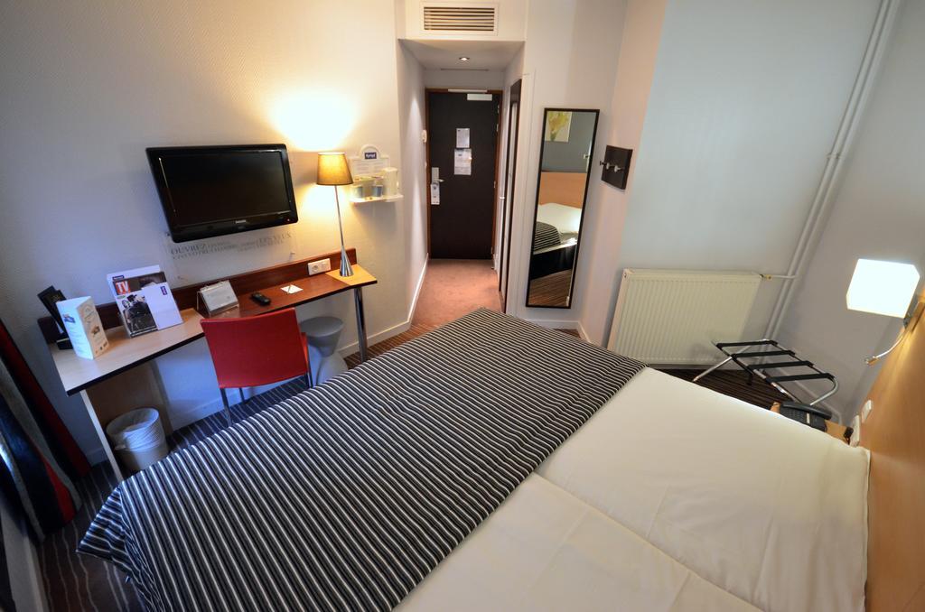 Kyriad Hotel Dijon Gare Εξωτερικό φωτογραφία