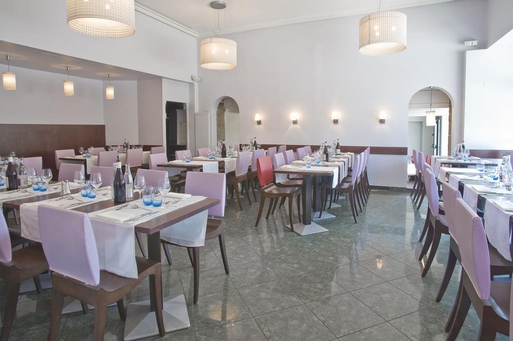 Kyriad Hotel Dijon Gare Εξωτερικό φωτογραφία