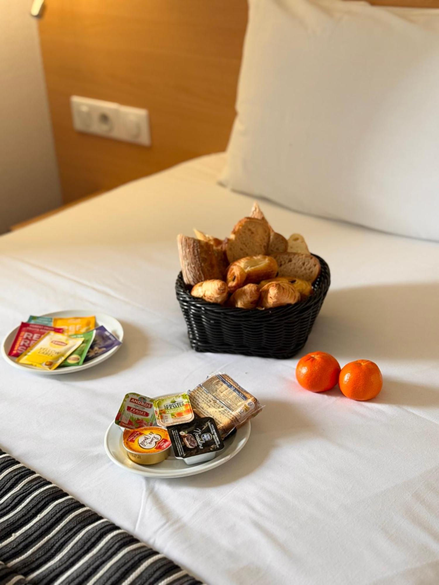 Kyriad Hotel Dijon Gare Εξωτερικό φωτογραφία
