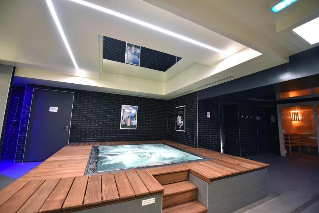 Kyriad Hotel Dijon Gare Εξωτερικό φωτογραφία